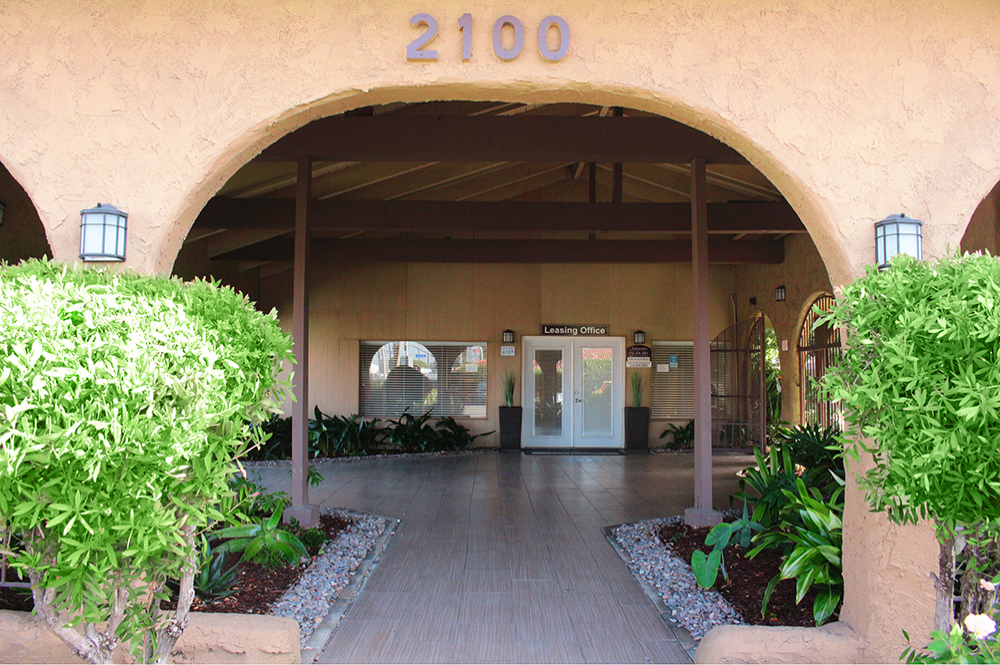 Thank you for viewing our Exteriors 24 at Ambassador Inn Apartments in the city of Fullerton.
